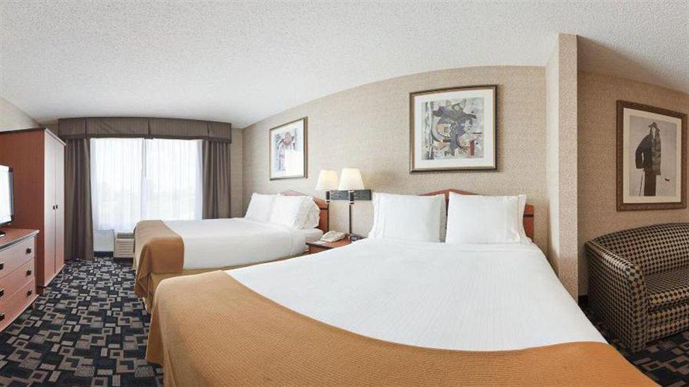 Comfort Inn & Suites Greenwood Near University Kültér fotó