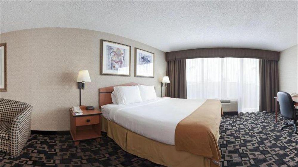 Comfort Inn & Suites Greenwood Near University Kültér fotó