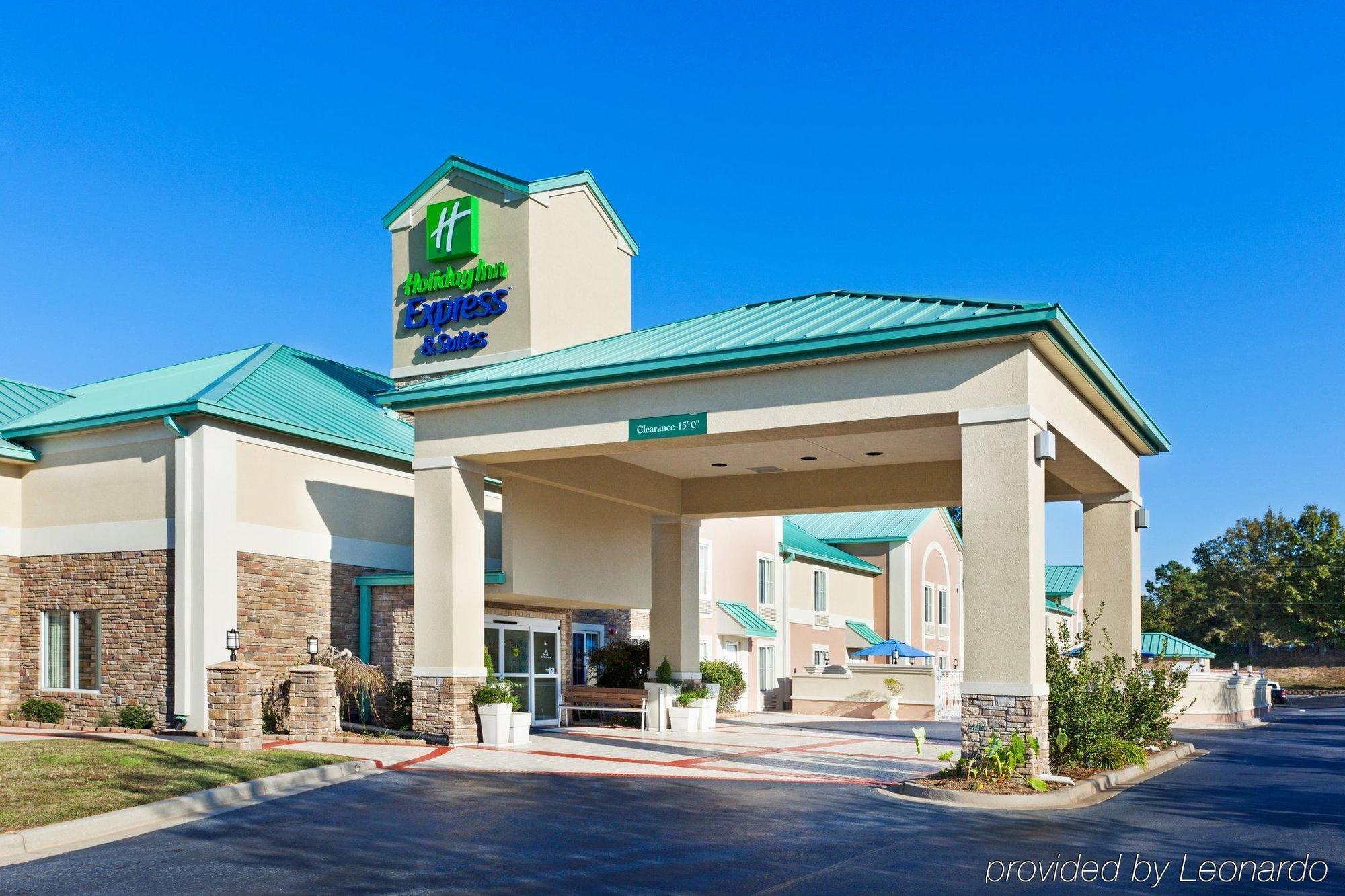 Comfort Inn & Suites Greenwood Near University Kültér fotó