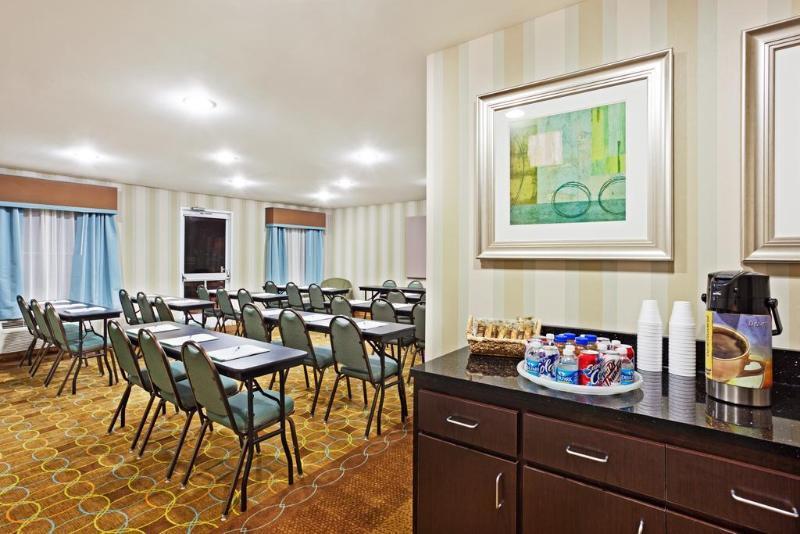 Comfort Inn & Suites Greenwood Near University Kültér fotó